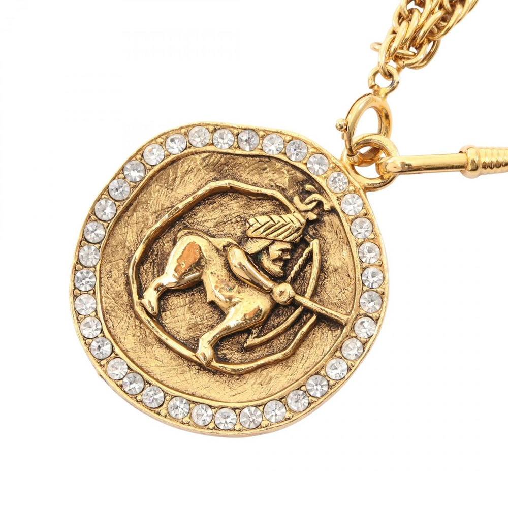 CHANEL Authentic White Necklace - Picture 1 of 8